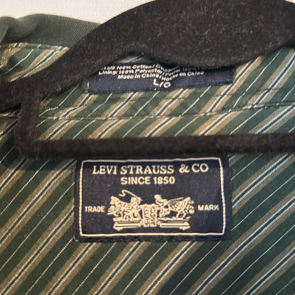 Levi’s Shacket